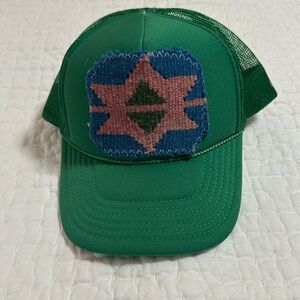 Orijinal Design trucker hat.